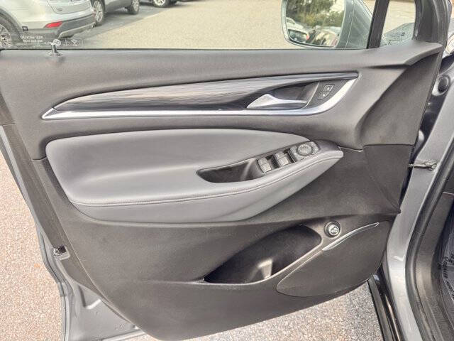 2018 Buick Enclave Essence