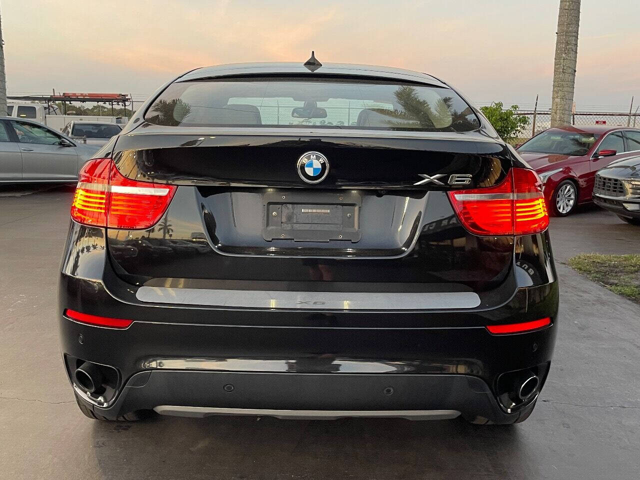 2011 BMW X6 SUV - $16,900