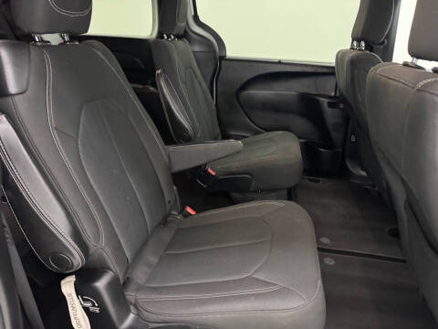 2020 Chrysler Pacifica Touring