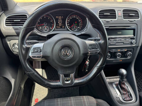2014 Volkswagen GTI Wolfsburg Edition PZEV