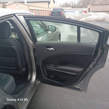 2011 Dodge Charger SE