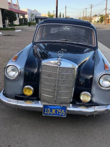 1959 Mercedes-Benz 220SE
