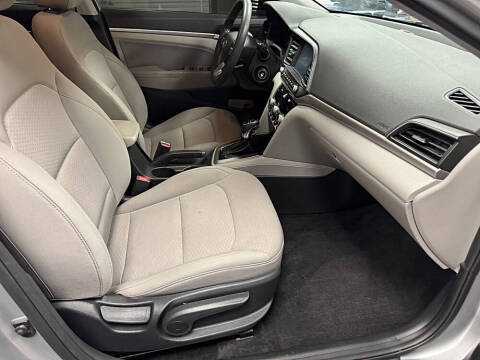 2020 Hyundai Elantra