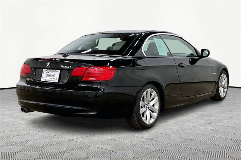 2012 BMW 3 Series 328i