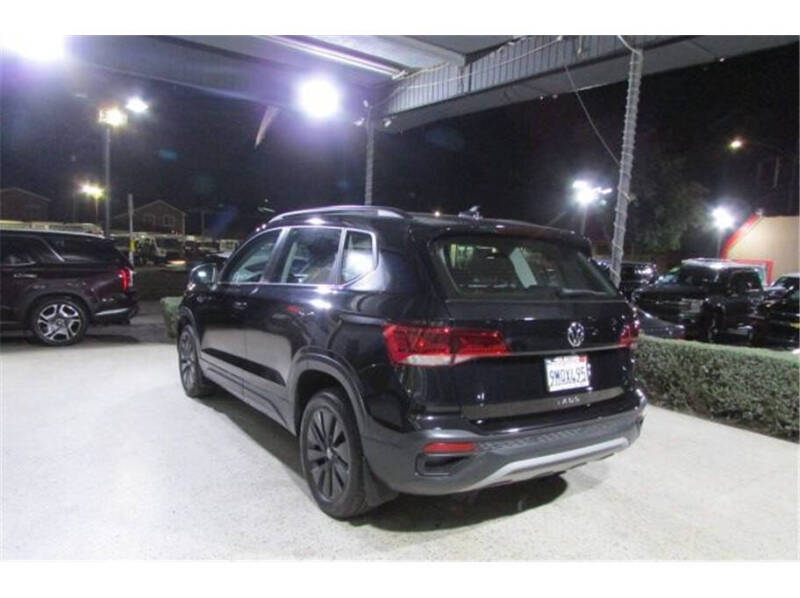 2023 Volkswagen Taos S