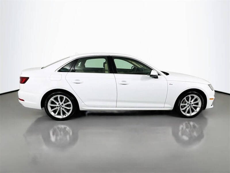 2019 Audi A4 quattro Premium Plus 45 TFSI