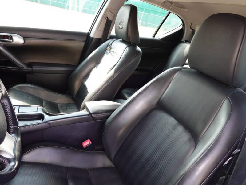 2012 Lexus CT 200h Premium