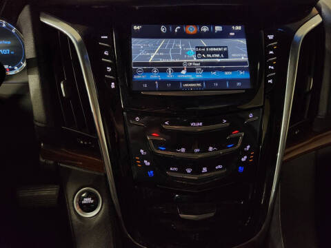 2017 Cadillac Escalade Luxury