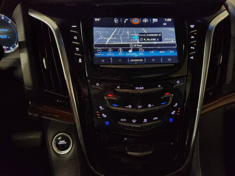 2017 Cadillac Escalade Luxury