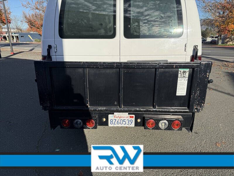 2010 Ford E-Series E-250