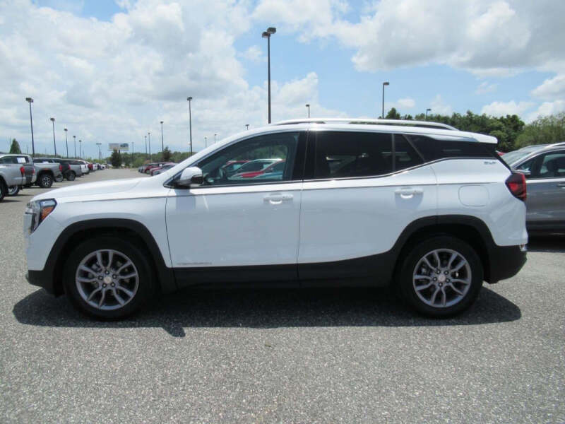 2023 GMC Terrain SLT
