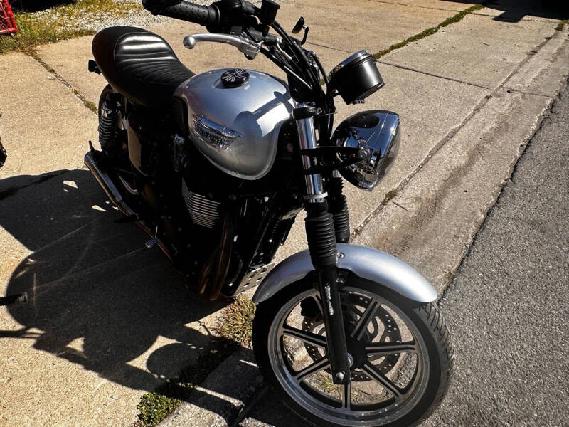 2014 Triumph BONEVILLE