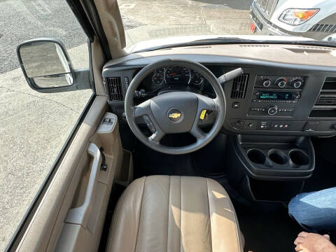 2018 Chevrolet Express 2500