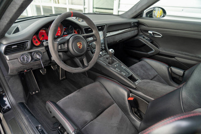 2018 Porsche 911 9