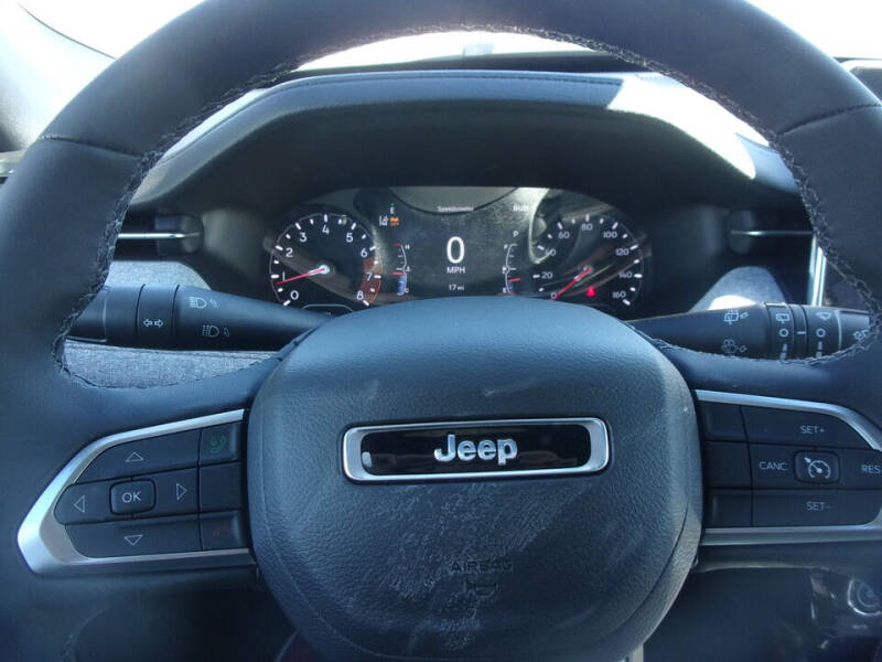 2024 Jeep Compass Latitude Lux