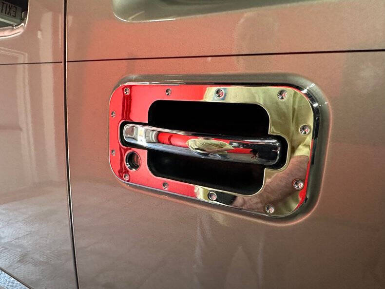 2004 HUMMER H2