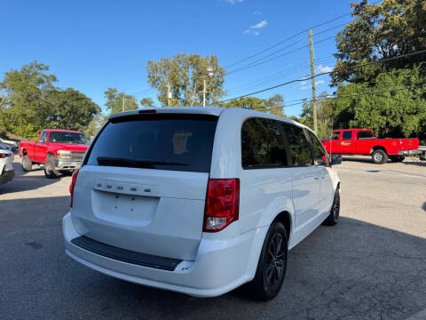 2015 Dodge Grand Caravan SE