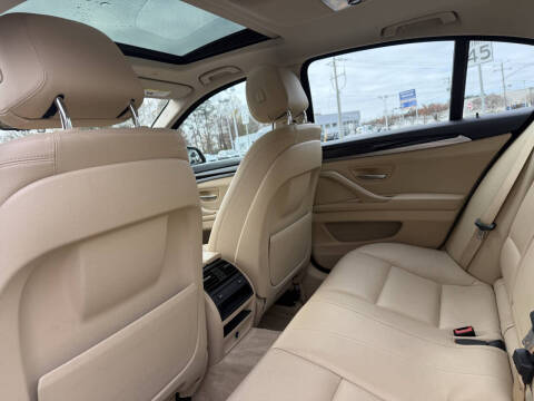 2015 BMW 5 Series 528i xDrive