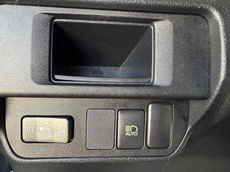 2018 Toyota Tacoma SR5 V6