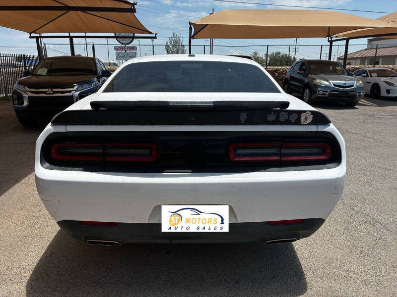 2019 Dodge Challenger SXT