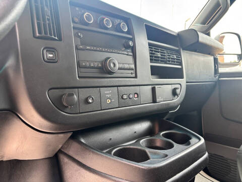 2017 Chevrolet Express LS 3500