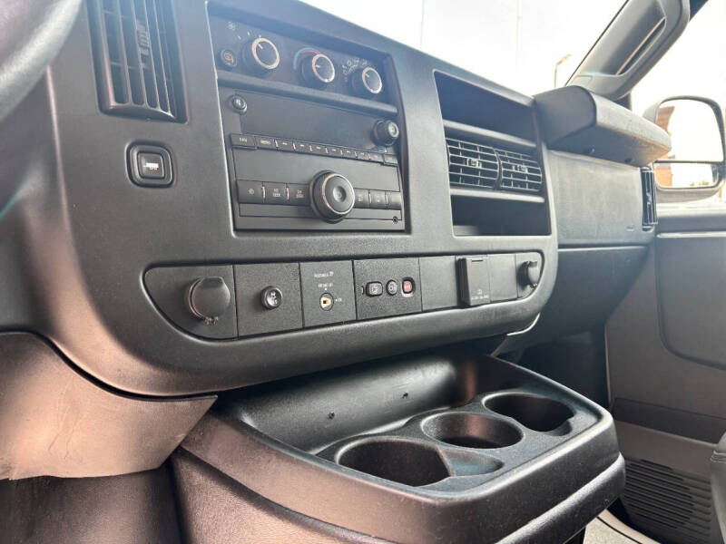 2017 Chevrolet Express LS 3500