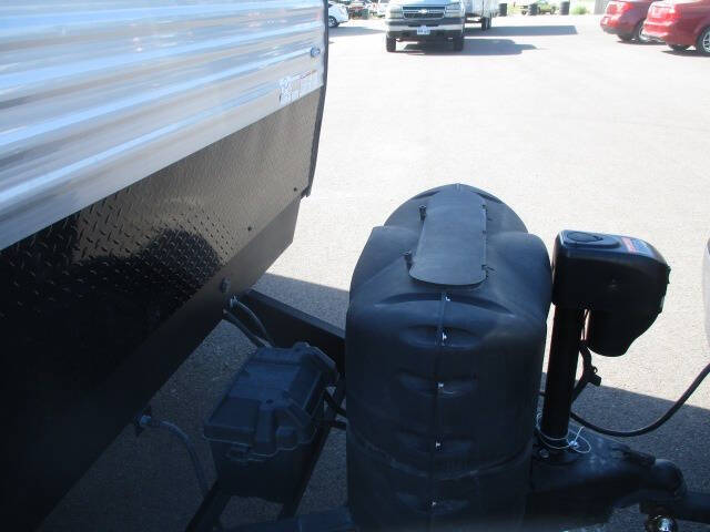 2022 SOLD Forest River Prime Time Avenger 27DBS