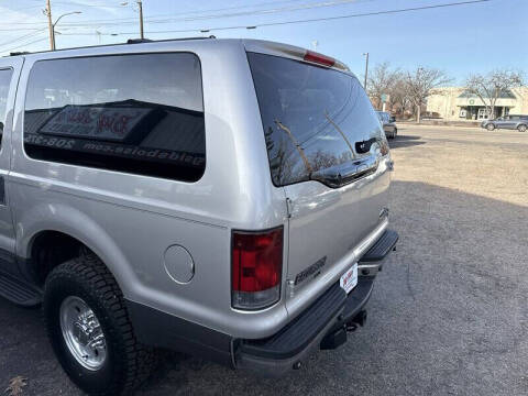 2003 Ford Excursion XLT