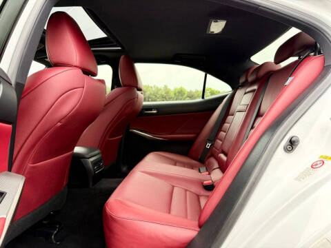 2017 Lexus IS 200t