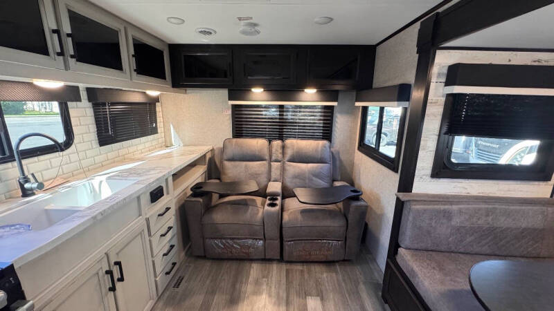 2022 Jayco Jay Feather 24RL