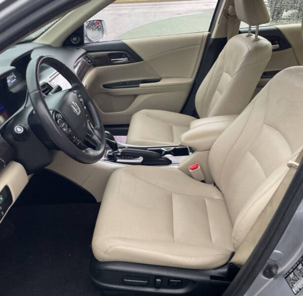 2017 Honda Accord Hybrid EX-L