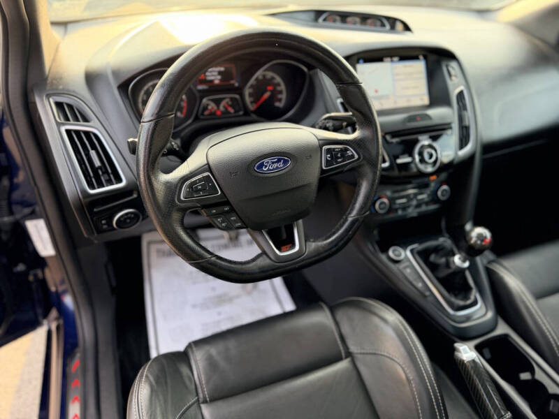 2017 Ford Focus ST