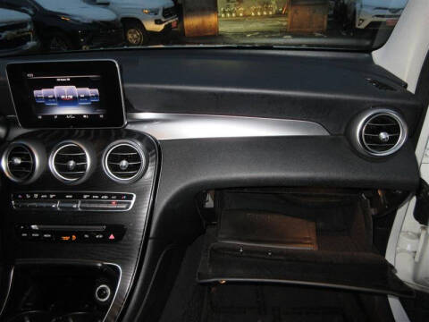 2017 Mercedes-Benz GLC GLC 300