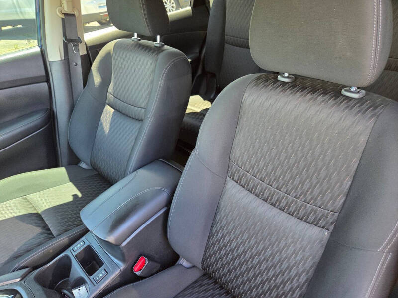 2017 Nissan Rogue SV