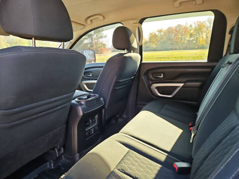 2019 Nissan Titan XD SV