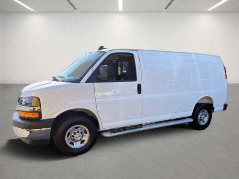 2025 Chevrolet Express 2500