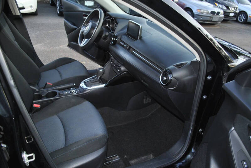 2017 Toyota Yaris iA