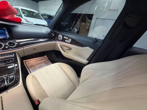 2019 Mercedes-Benz E-Class E 300