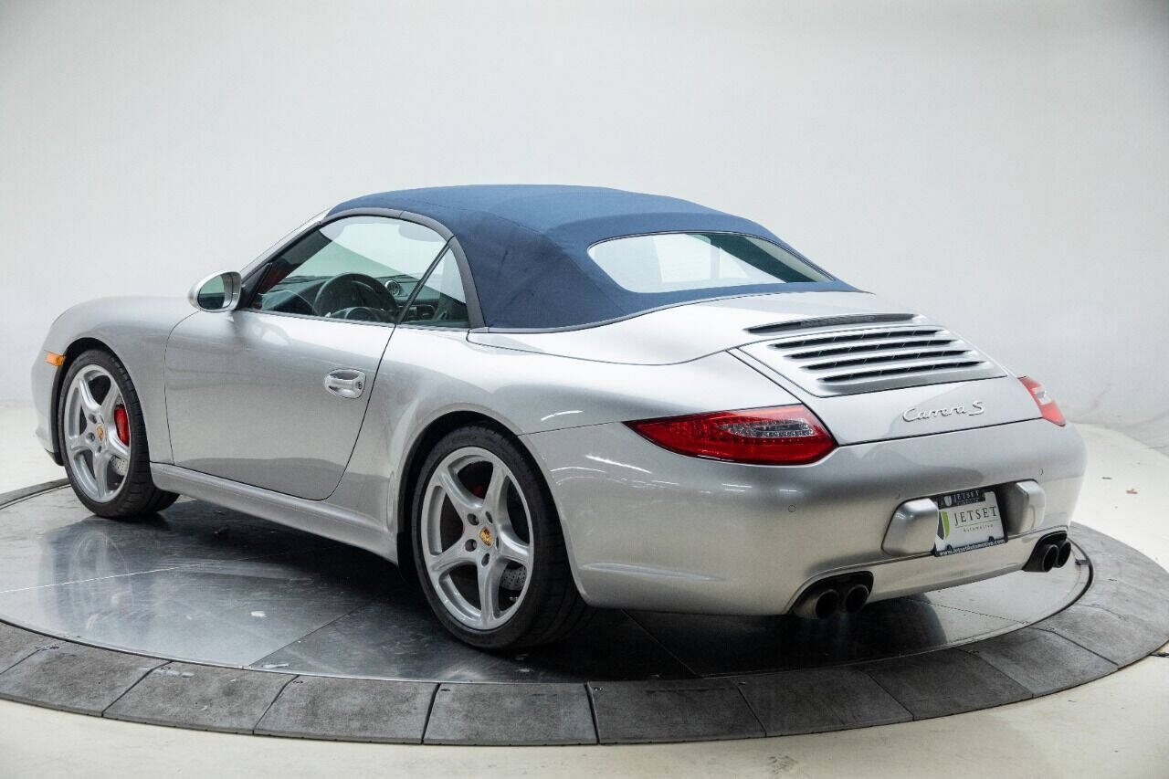 2009 Porsche 911 13