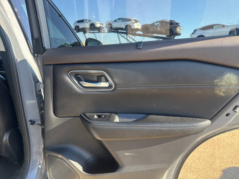 2021 Nissan Rogue Platinum