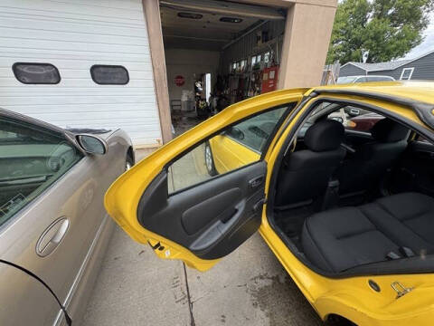 2004 Dodge Neon SXT