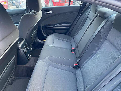 2017 Dodge Charger SXT