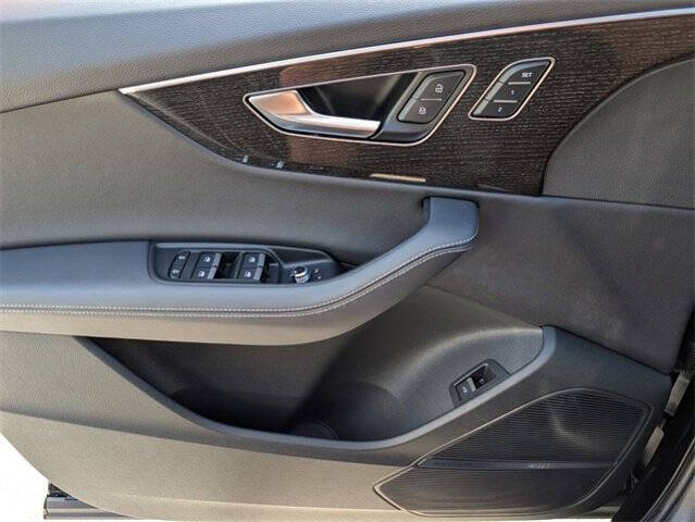 2025 Audi Q7 quattro Premium Plus 45 TFSI