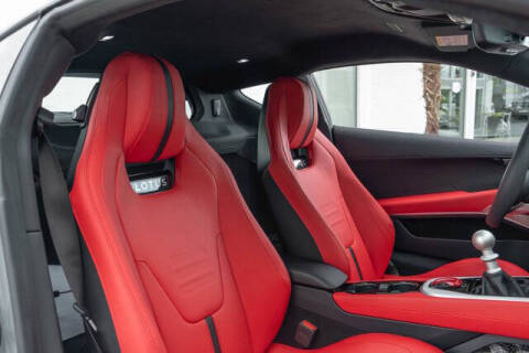 2025 Lotus Emira V6 Base