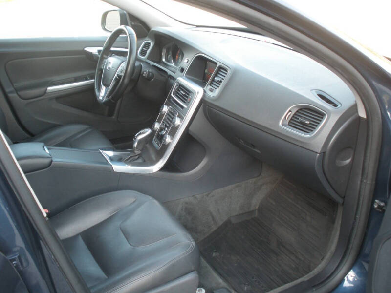 2015 Volvo V60 T5 Drive-E Premier