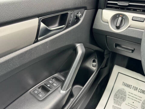 2022 Volkswagen Passat SE