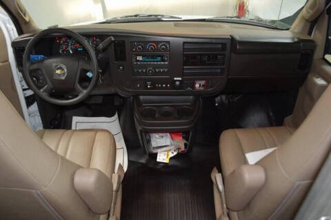 2025 Chevrolet Express 3500