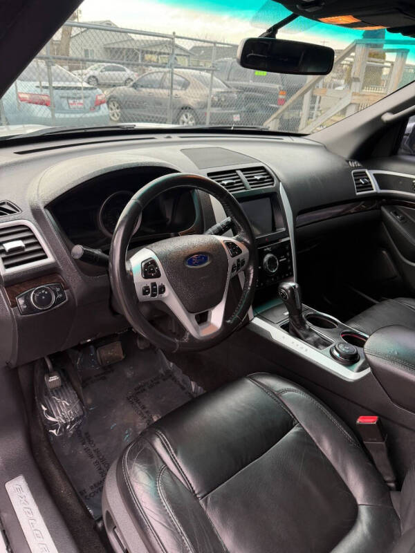 2011 Ford Explorer Limited