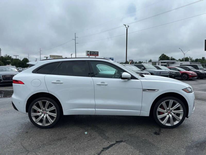 2019 Jaguar F-PACE S