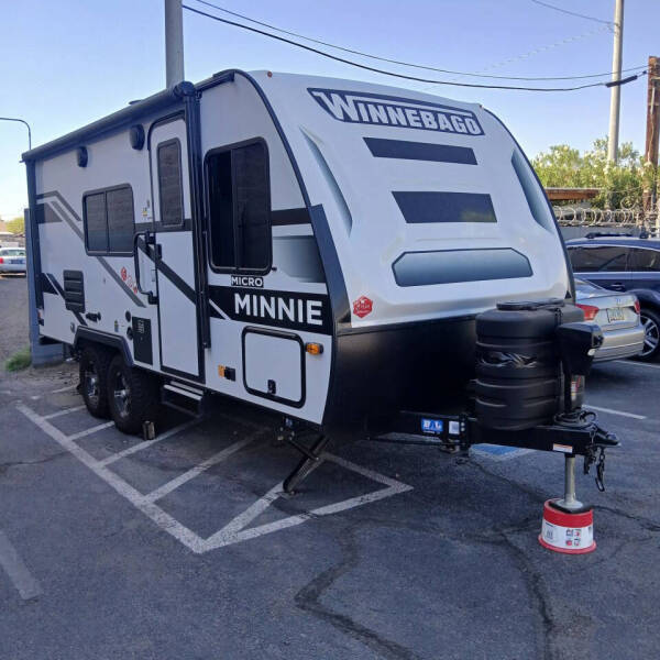 2024 Winnebago Micro  Minnie